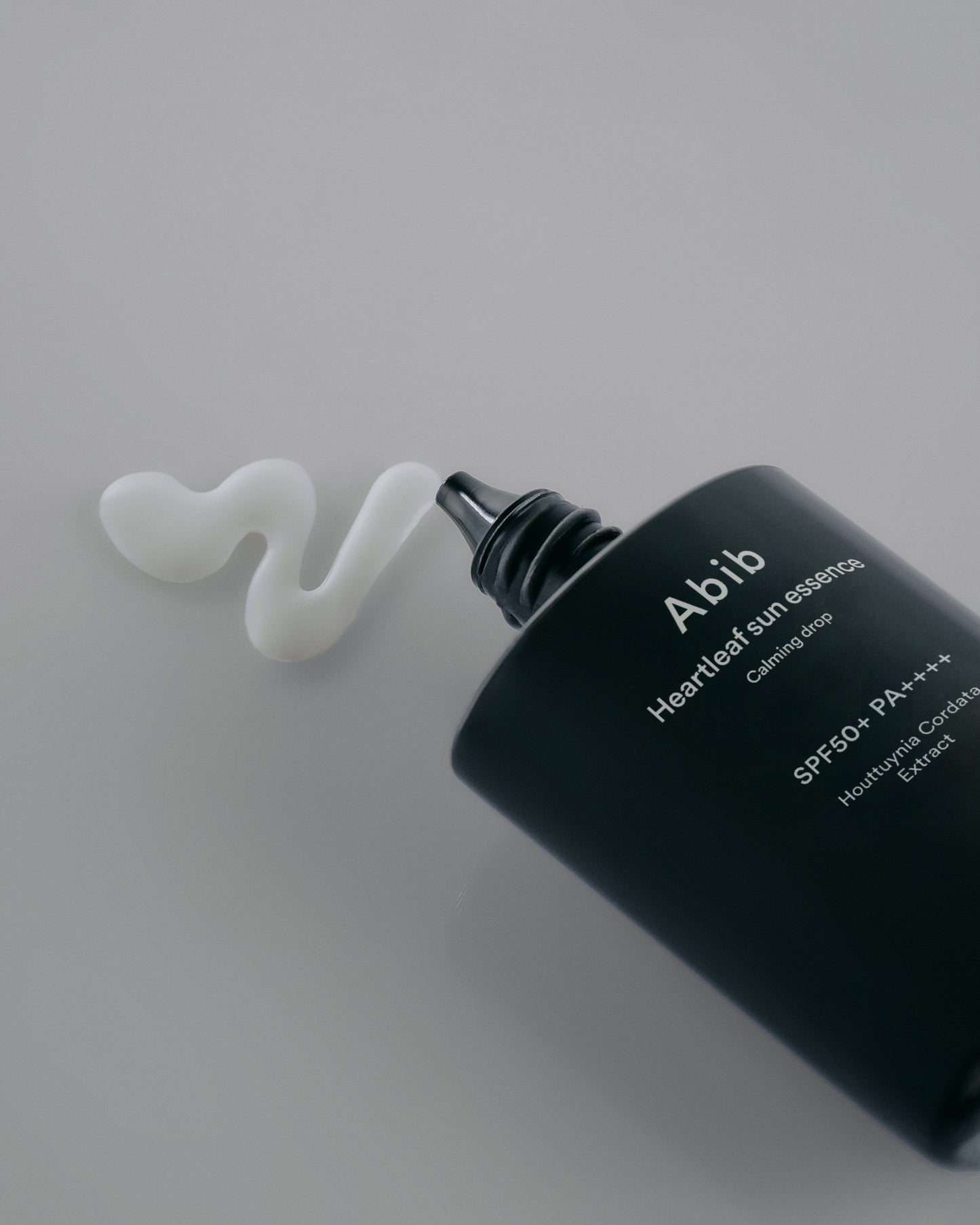 Abib Heartleaf sun essence Calming drop 50ml (SPF50+ PA++++) - LUUELA