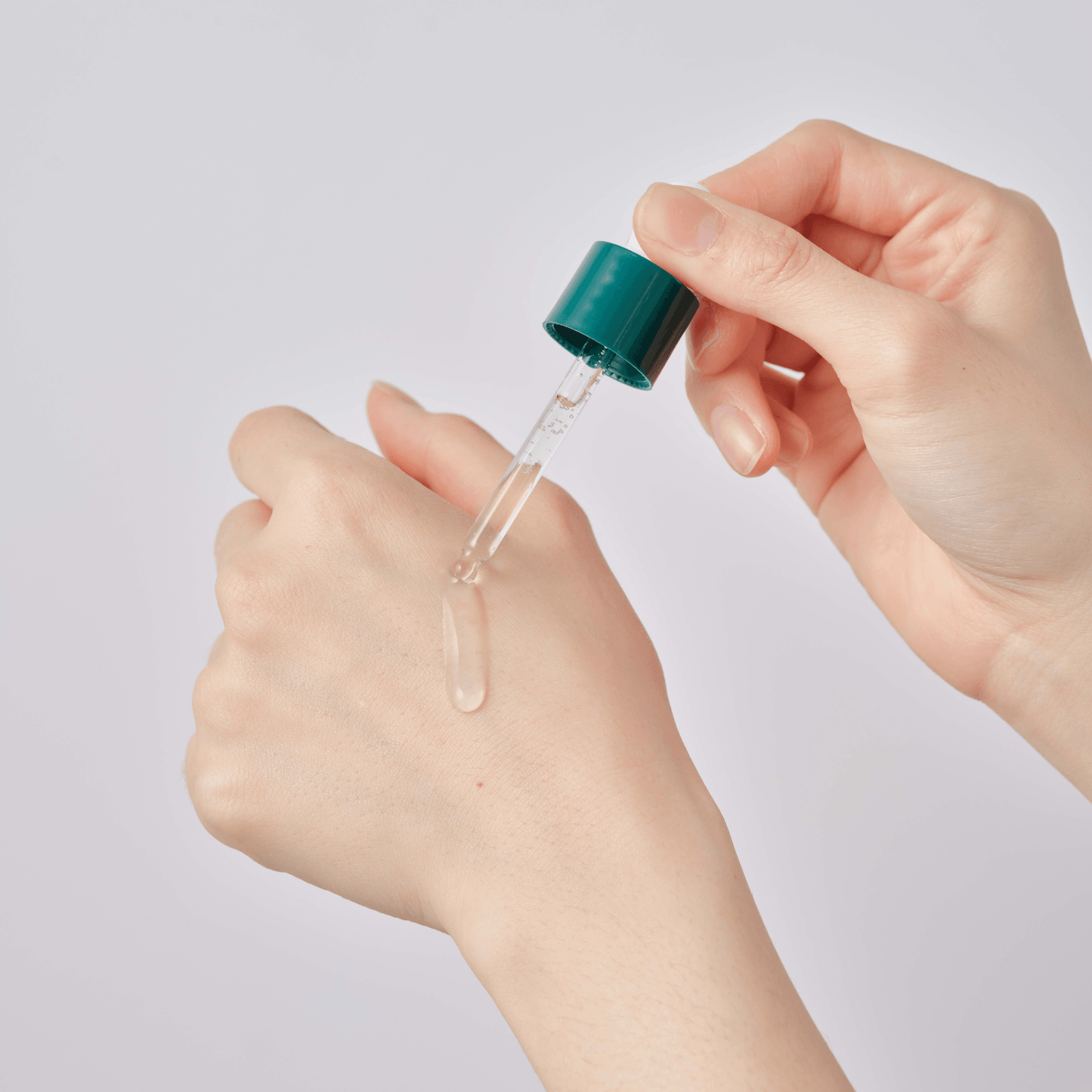 Round Lab Pine Calming Cica Ampoule 50ml - LUUELA