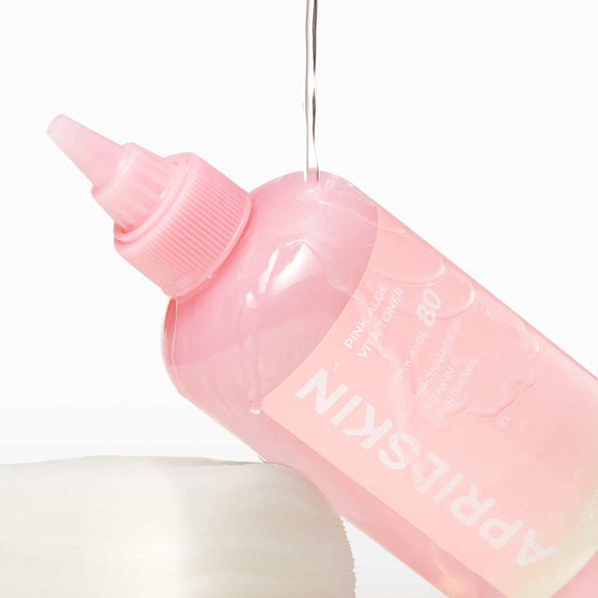APRILSKIN Pink Aloe Vitamin C Soothing & Brightening Toner 250ml - LUUELA