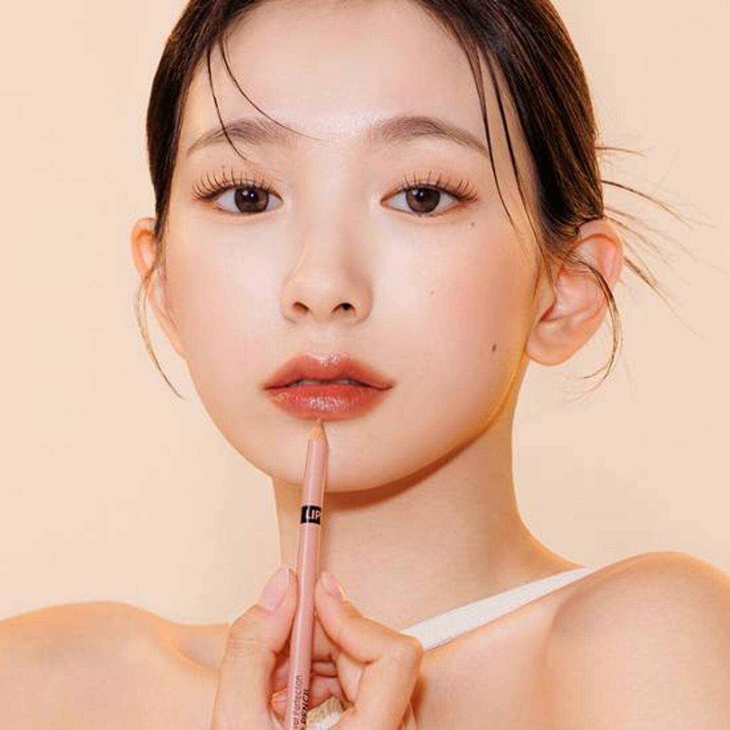 the SAEM Cover Perfection Lip Pencil 2g - LUUELA