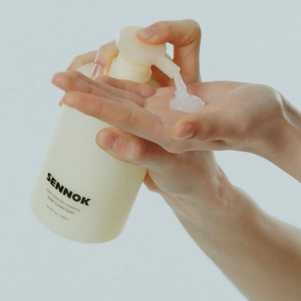 SENNOK Shiny Everyday Shampoo Soap Clean Soap 300ml - LUUELA