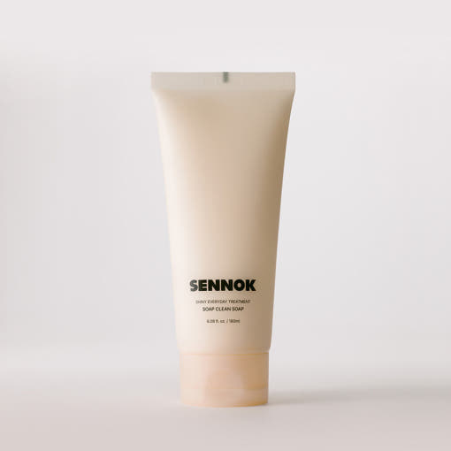 SENNOK Shiny Everyday Treatment Soap Clean Soap 180ml - LUUELA