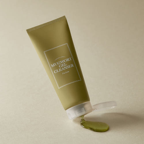 I'm from Mugwort Gel Cleanser 150ml - LUUELA