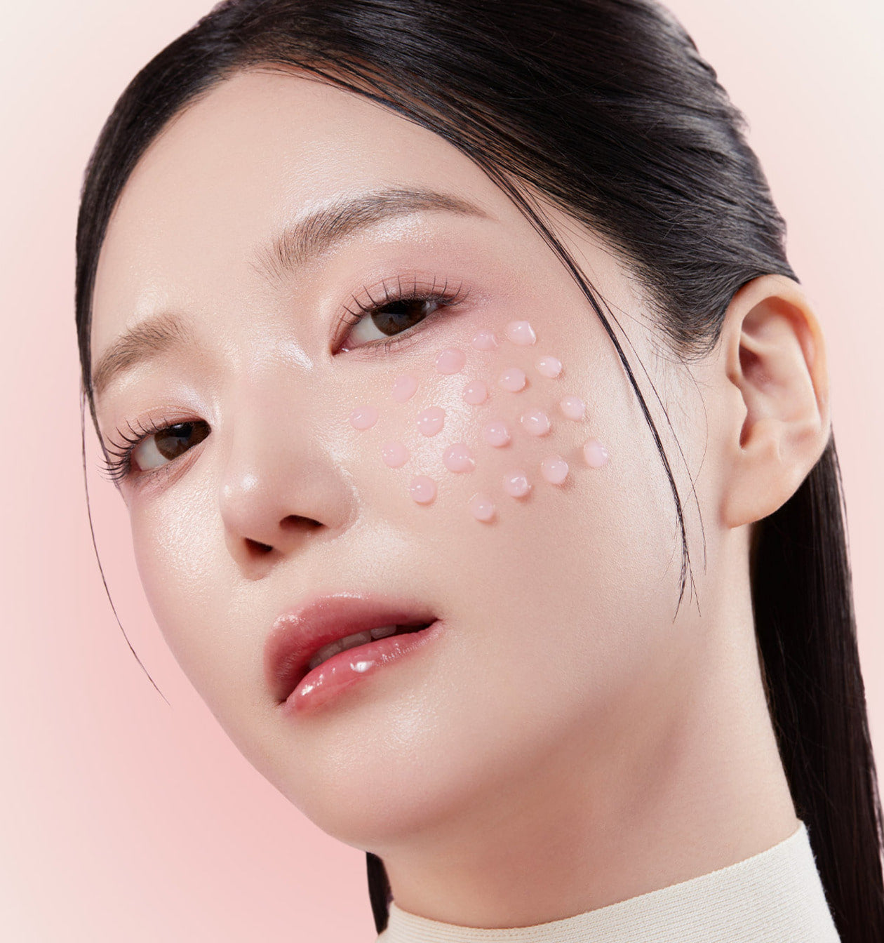 The Hollywood Influencer’s Beauty Box - LUUELA