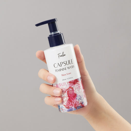 Foellie Capsule Feminine Wash 200ml #Bijou Scent - LUUELA