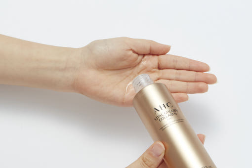 AHC Vital Golden Collagen Lotion 140ml - LUUELA