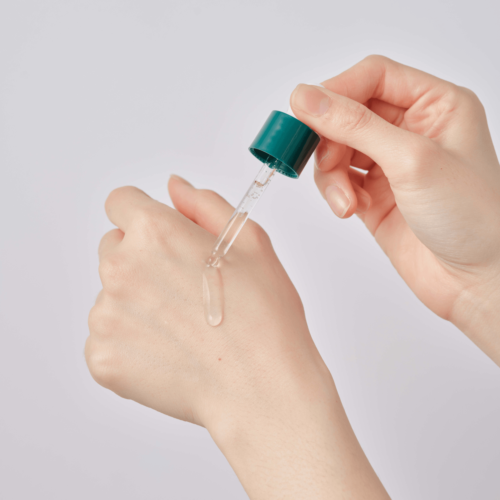 Round Lab Pine Calming Cica Ampoule 50ml - LUUELA