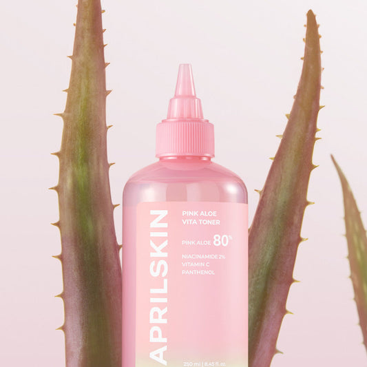 APRILSKIN Pink Aloe Vitamin C Soothing & Brightening Toner 250ml - LUUELA