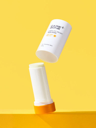 CAREZONE Light Fit Velvet Sun Stick 39g - LUUELA