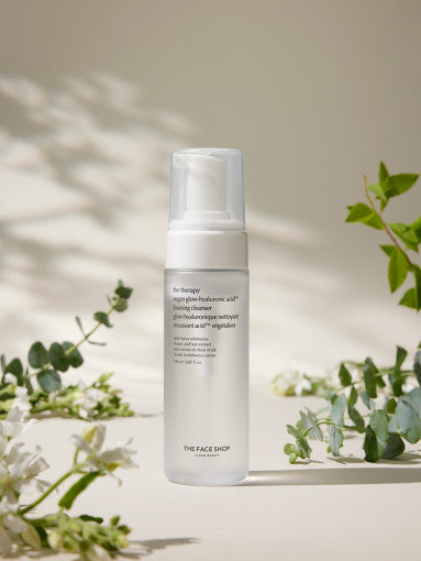 The Face Shop The Therapy Vegan Glow Hyaluronic Acid Foaming Cleanser 150ml - LUUELA