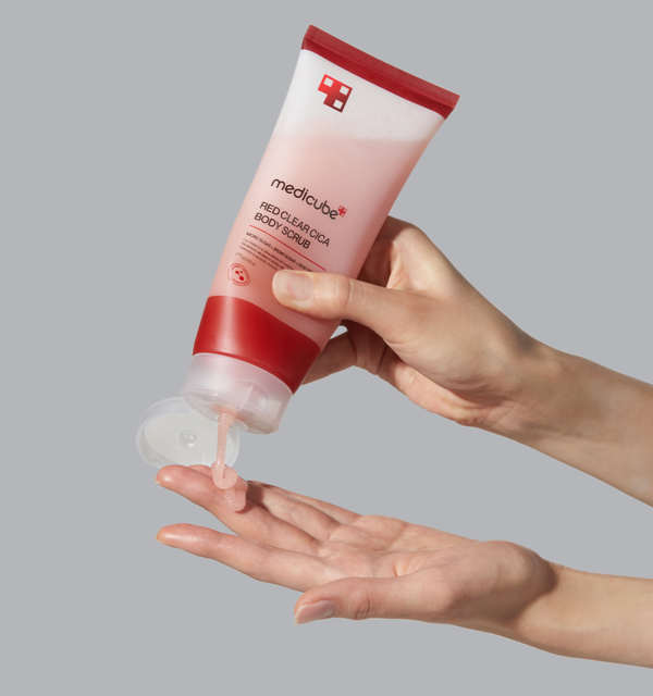 medicube Red Clear Cica Body Scrub 200ml - LUUELA