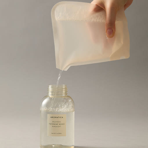 AROMATICA Pure & S Soft Feminine Wash (Refill) 300ml - LUUELA